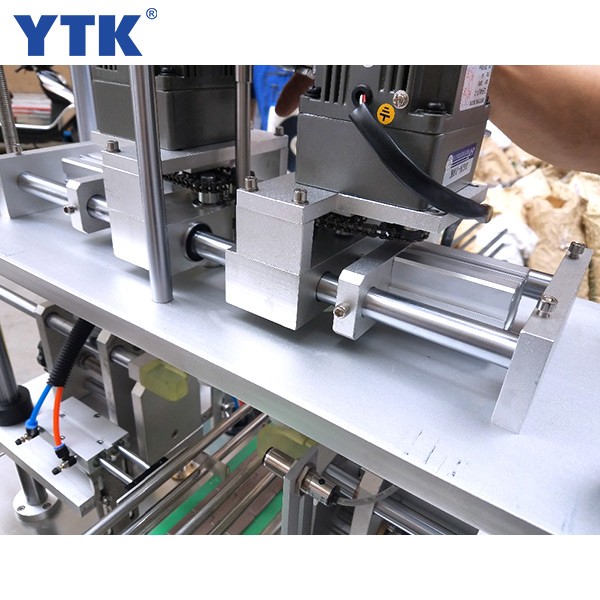 Automatic Linear capping machine 
